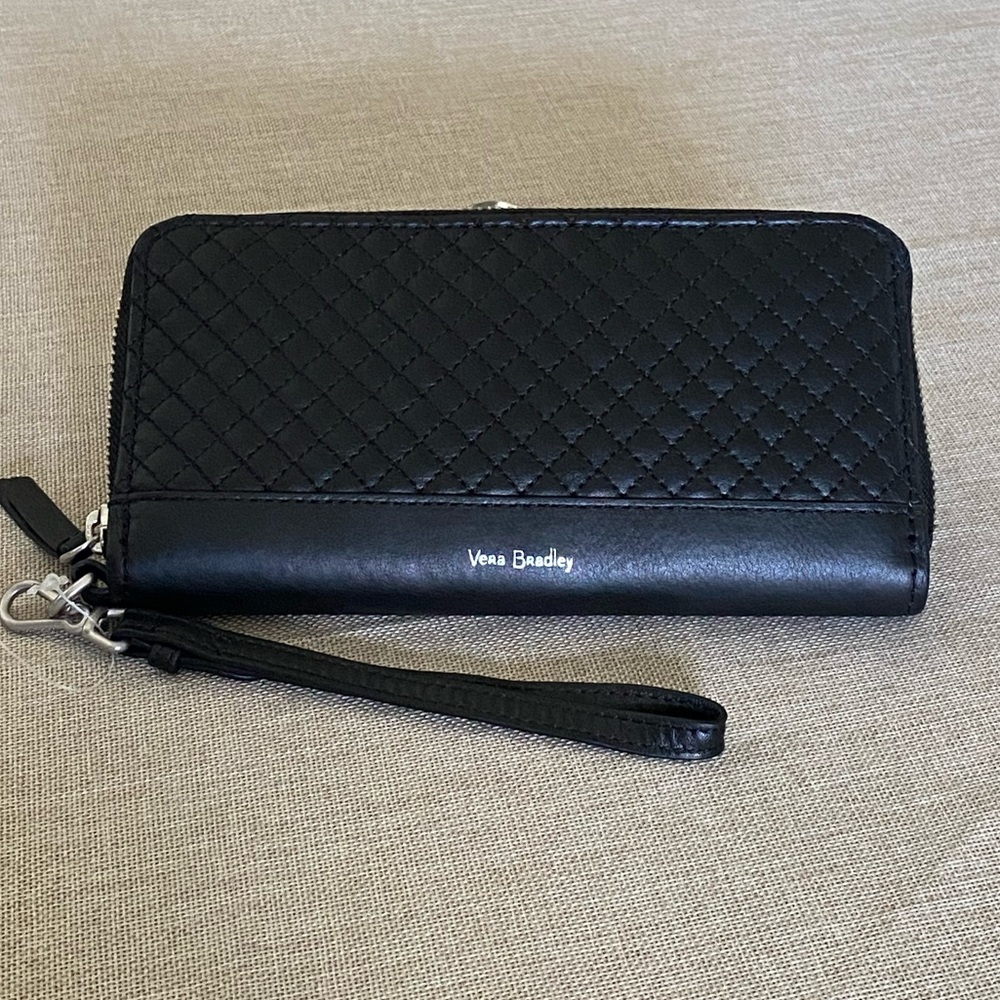 Vera Bradley Quilted Black Leather Wristlet Accordion Zip Large Wallet NWT